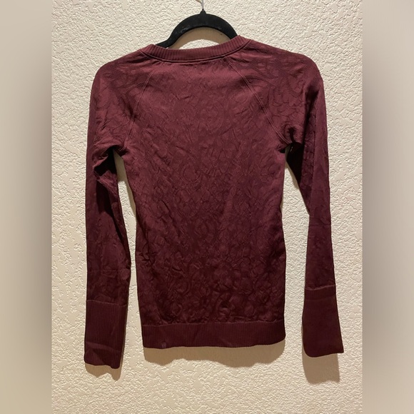 Lululemon Rest Less Pullover Garnet Size 2 - Picture 7 of 13